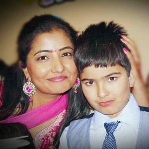 Meet your Posher, Sonia